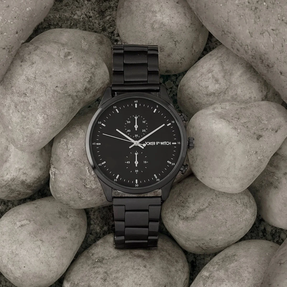 Joker and Witch Beetle All Black Metallic Strap Watch - Image 3